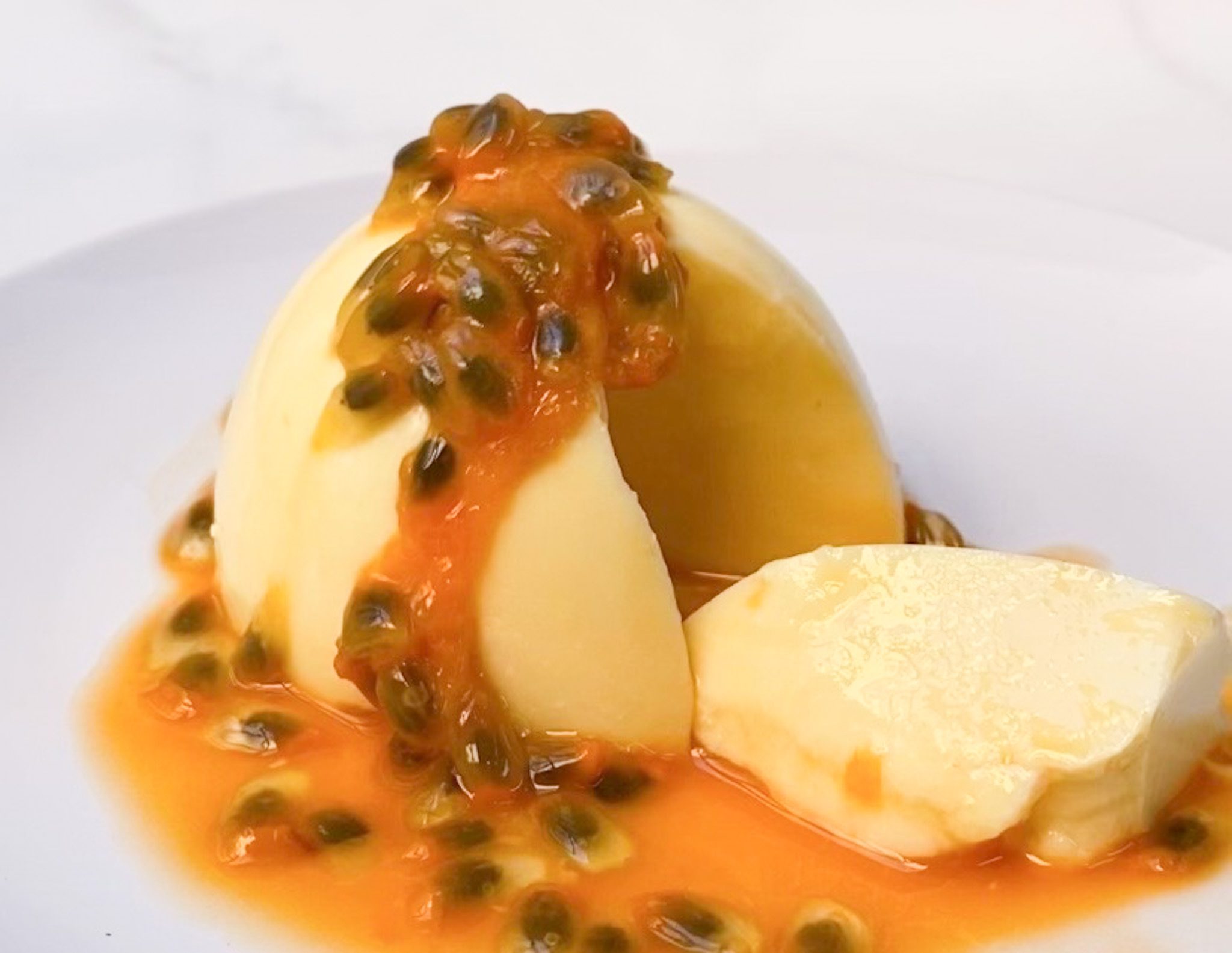 Protein Passionfruit Pavlova